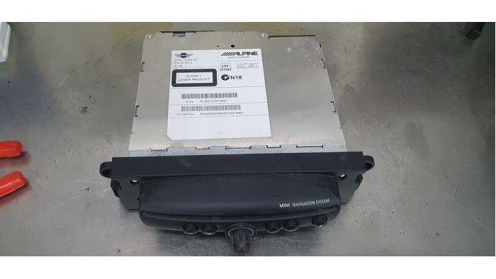Usagé Module navigation Mini Mini (R56) 2.0 Cooper SD 16V Prix € 450,00 Règlement à la marge proposé par De Witte Boerderij AutoMotive