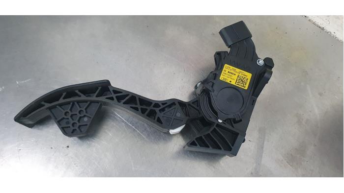 Begagnade Gaspedalsensor Skoda Fabia III (NJ3) 1.0 12V Pris € 10,00 Marginaltabell erbjuds av De Witte Boerderij AutoMotive