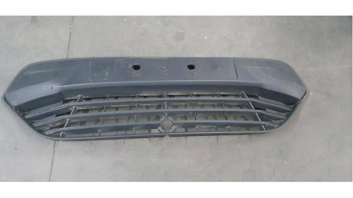 Begagnade Stötfångargrill Ford Transit Custom 2.2 TDCi 16V Pris € 50,00 Marginaltabell erbjuds av De Witte Boerderij AutoMotive