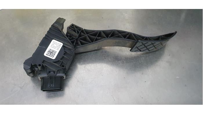 Begagnade Gaspedalsensor Seat Leon (KLB) 1.0 eTSI 12V Pris € 10,00 Marginaltabell erbjuds av De Witte Boerderij AutoMotive