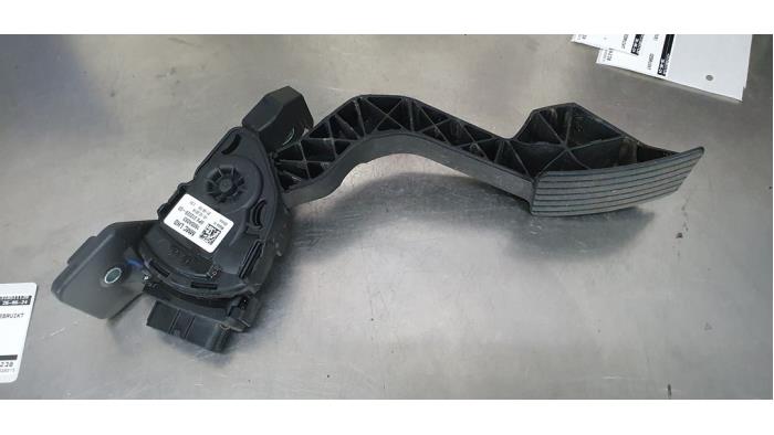 Gebrauchte Gaspedalposition Sensor Mitsubishi Space Star (A0) 1.0 12V Preis € 10,00 Margenregelung angeboten von De Witte Boerderij AutoMotive