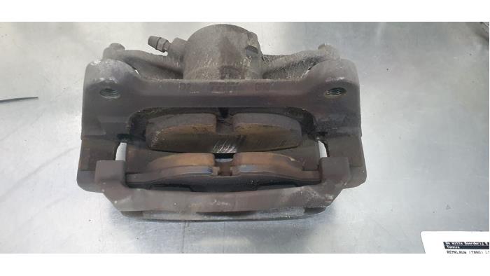 Gebrauchte Bremszange links vorne Seat Leon (5FB) 1.8 TSI Ecomotive 16V Preis € 25,00 Margenregelung angeboten von De Witte Boerderij AutoMotive
