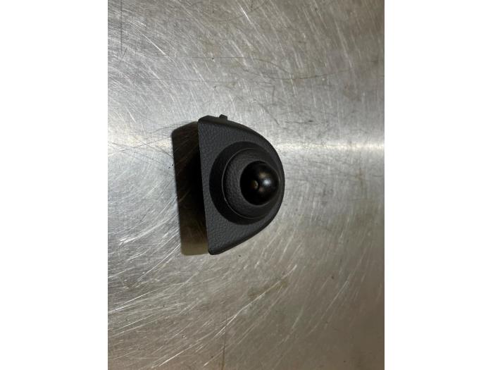 Begagnade Sensor (övriga) Opel Mokka/Mokka X 1.4 Turbo 16V 4x2 Pris € 20,00 Marginaltabell erbjuds av De Witte Boerderij AutoMotive