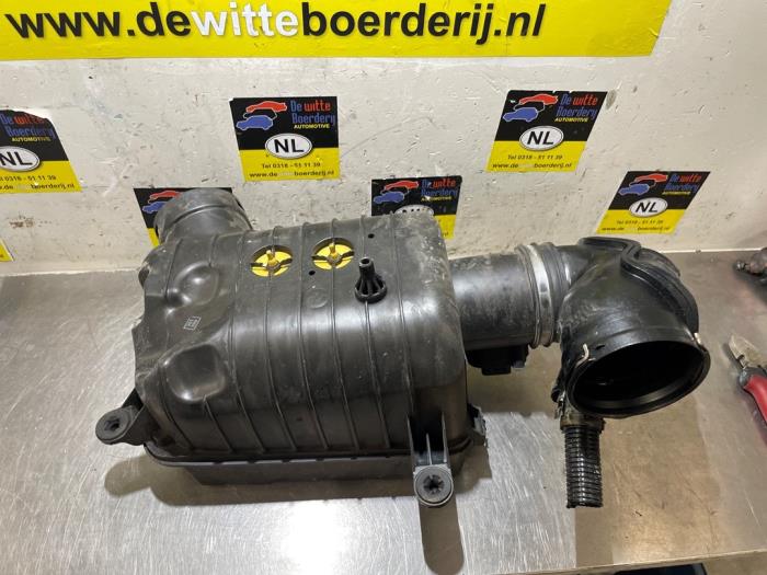 Gebrauchte Luftfiltergehäuse Mini Mini (R56) 2.0 Cooper SD 16V Preis € 75,00 Margenregelung angeboten von De Witte Boerderij AutoMotive