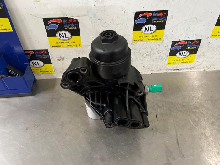Gebrauchte Ölfiltergehäuse Seat Leon (5FB) 2.0 TDI Ecomotive 16V Preis € 75,00 Margenregelung angeboten von De Witte Boerderij AutoMotive