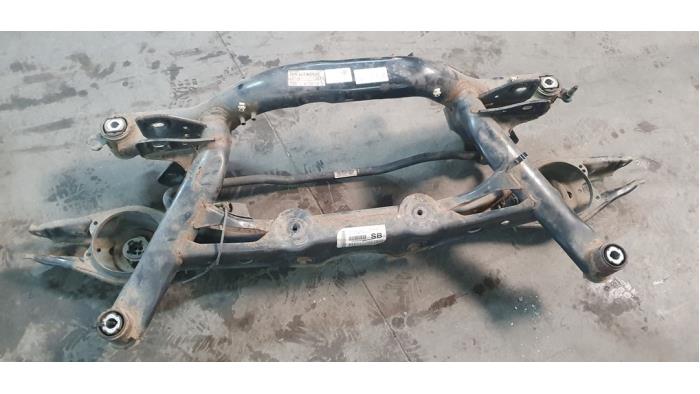 Begagnade Underram Volkswagen Golf VII (AUA) 2.0 R 4Motion 16V Pris € 150,00 Marginaltabell erbjuds av De Witte Boerderij AutoMotive