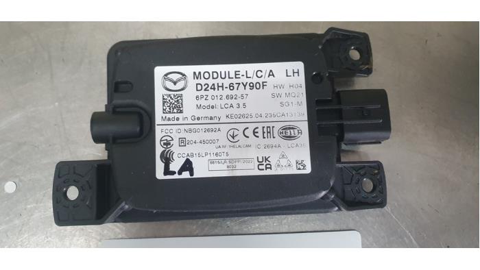 Begagnade Dödvinkelsensor Mazda 2 (DJ/DL) 1.5 e-SkyActiv G 90 Pris € 200,00 Marginaltabell erbjuds av De Witte Boerderij AutoMotive