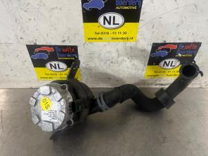 Used Additional water pump Volkswagen Golf VIII (CD1) 1.4 eHybrid 16V Price € 25,00 Margin scheme offered by De Witte Boerderij AutoMotive