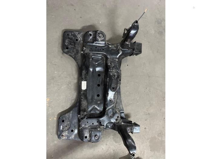 Begagnade Underram Volvo C40 Recharge (XK) Recharge Pris € 300,00 Marginaltabell erbjuds av De Witte Boerderij AutoMotive
