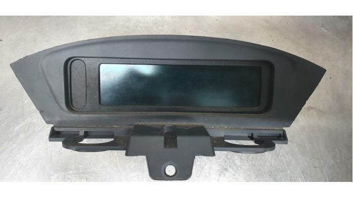 Begagnade Innerdisplay Renault Wind Pris € 35,00 Marginaltabell erbjuds av De Witte Boerderij AutoMotive