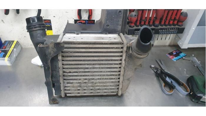 Usados Intercooler Renault Wind Precio € 35,00 Norma de margen ofrecido por De Witte Boerderij AutoMotive