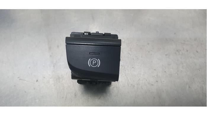 Gebrauchte Handbremse Schalter Audi A3 Sportback (8VA/8VF) 1.2 TFSI 16V Preis € 15,00 Margenregelung angeboten von De Witte Boerderij AutoMotive