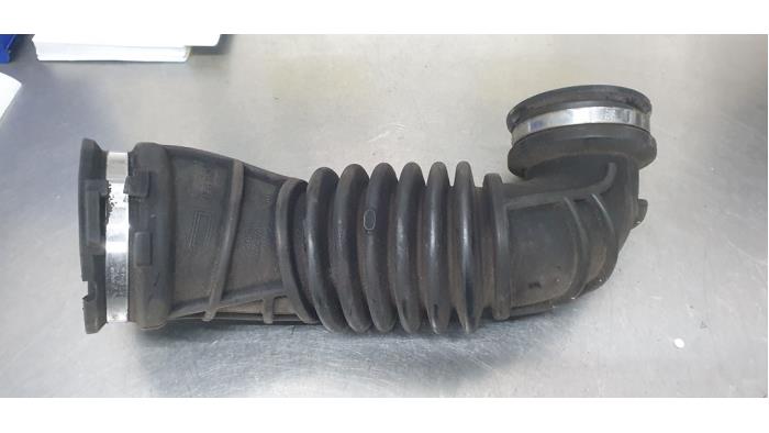 Air intake hose