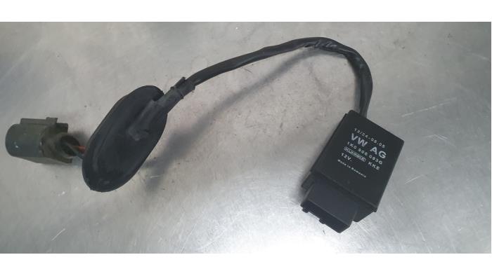 Usagé Module pompe carburant Volkswagen Polo V (6R) 1.2 TSI Prix € 15,00 Règlement à la marge proposé par De Witte Boerderij AutoMotive
