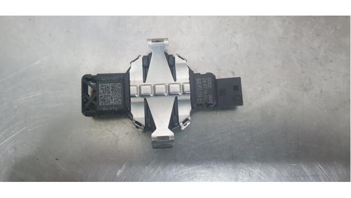 Begagnade Regnsensor Audi A3 Sportback (8VA/8VF) 1.4 TFSI 16V Pris € 20,00 Marginaltabell erbjuds av De Witte Boerderij AutoMotive