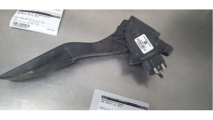Begagnade Gaspedalsensor Opel Meriva (B) 1.4 Turbo 16V Ecotec Pris € 10,00 Marginaltabell erbjuds av De Witte Boerderij AutoMotive