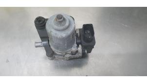 Usagé Pompe à vide assistant de freinage Volkswagen Polo V (6R) 1.4 GTI 16V Prix € 25,00 Règlement à la marge proposé par De Witte Boerderij AutoMotive