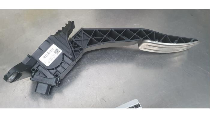 Begagnade Gaspedalsensor Ford Fiesta 7 1.5 TDCi 85 Pris € 9,95 Marginaltabell erbjuds av De Witte Boerderij AutoMotive