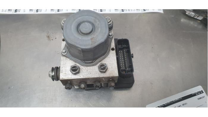 Gebrauchte Pompe ABS Ford Transit Custom 2.2 TDCi 16V Preis € 150,00 Margenregelung angeboten von De Witte Boerderij AutoMotive