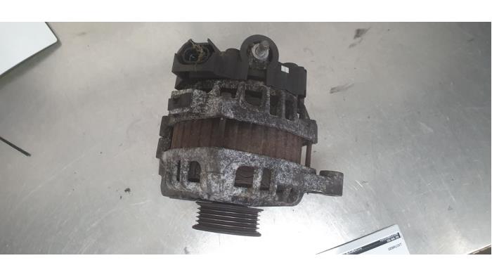 Gebrauchte Dynamo Hyundai i10 (F5) 1.0i 12V Preis € 25,00 Margenregelung angeboten von De Witte Boerderij AutoMotive