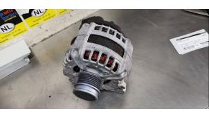 Gebrauchte Dynamo Volkswagen Polo VI (AW1) 1.0 TSI 12V Preis € 50,00 Margenregelung angeboten von De Witte Boerderij AutoMotive