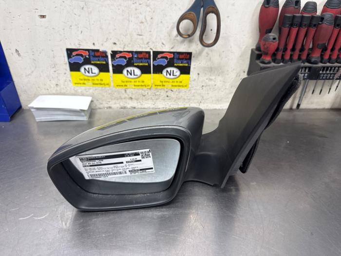 Używane Lusterko zewnetrzne lewe Seat Mii 1.0 12V Cena € 45,00 Procedura marży oferowane przez De Witte Boerderij AutoMotive