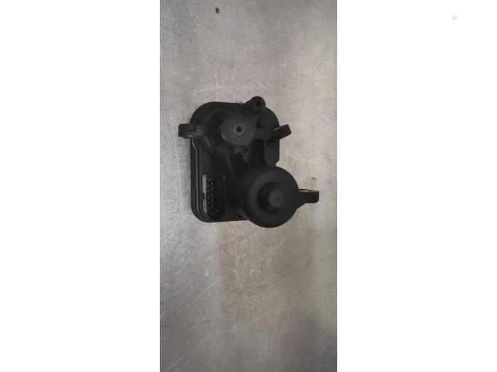 Gebrauchte Drosselklappe Seat Ibiza ST (6J8) 1.2 TDI Ecomotive Preis € 35,00 Margenregelung angeboten von De Witte Boerderij AutoMotive