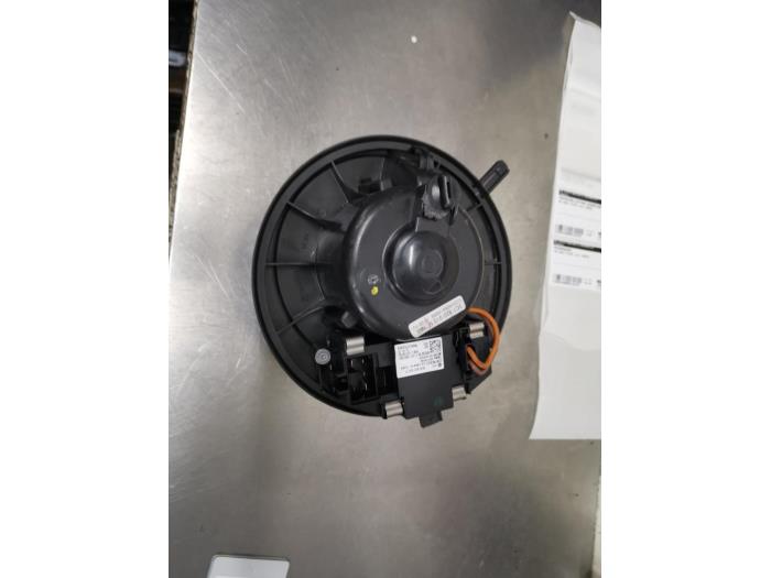 Heater blower fan relay