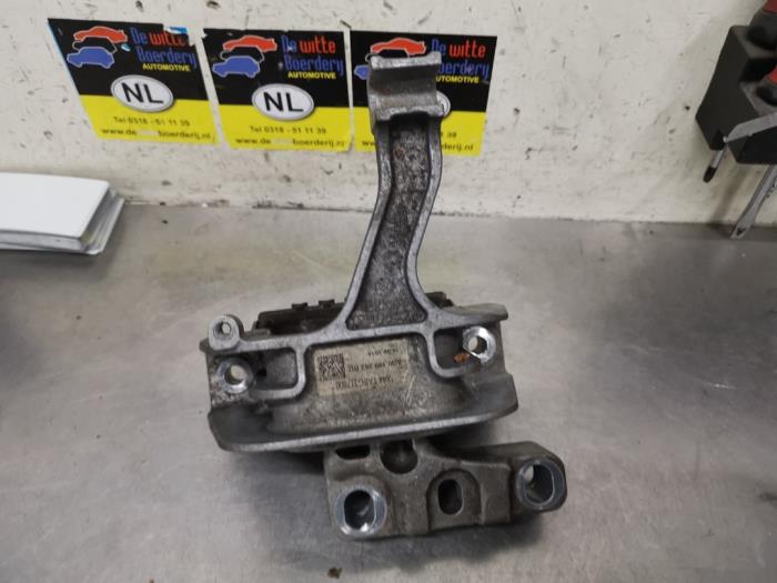 Used Engine mount Seat Leon ST (5FF) 1.2 TSI Ecomotive 16V Price € 15,00 Margin scheme offered by De Witte Boerderij AutoMotive