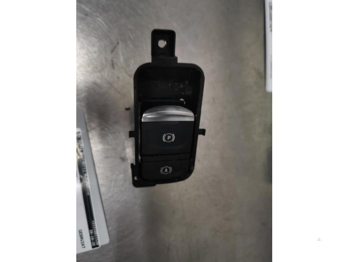 Gebrauchte Handbremse Schalter Renault Captur II (RJB) 1.0 TCe 12V Preis € 15,00 Margenregelung angeboten von De Witte Boerderij AutoMotive