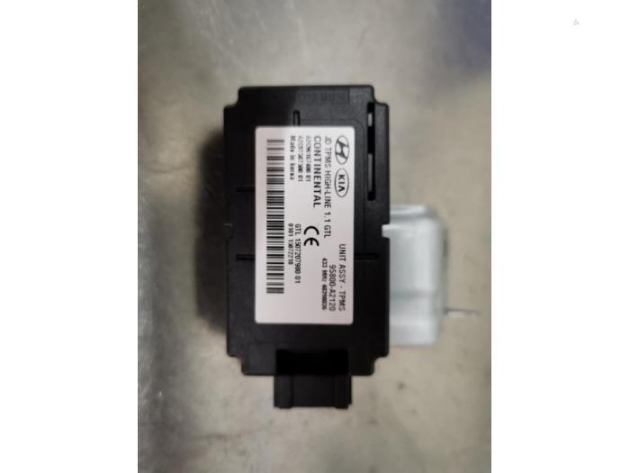 Begagnade Däcktrycksmodul Kia Cee'd (JDB5) 1.0i T-GDi 12V 120 Pris € 25,00 Marginaltabell erbjuds av De Witte Boerderij AutoMotive