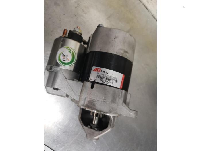 Used Starter Mercedes B-Klasse Price € 15,00 Margin scheme offered by De Witte Boerderij AutoMotive