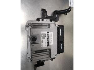 Engine management computer from a Kia Cee'd Sportswagon (JDC5) 1.6 GDI 16V 2013