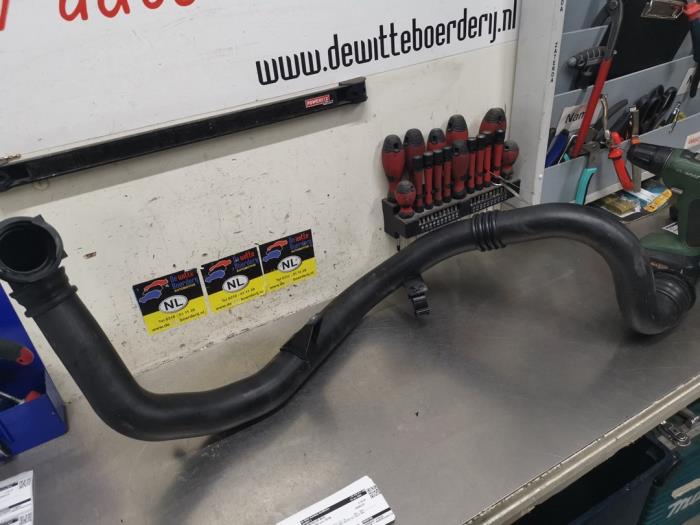 Gebrauchte Intercooler Rohr Opel Astra K 1.0 Turbo 12V Preis € 25,00 Margenregelung angeboten von De Witte Boerderij AutoMotive