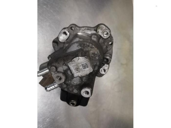 Begagnade Dieselpump Volkswagen Polo V (6R) 1.4 TDI DPF BlueMotion technology Pris € 350,00 Marginaltabell erbjuds av De Witte Boerderij AutoMotive