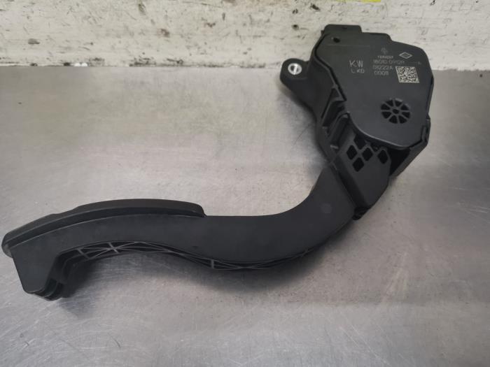 Gebrauchte Gaspedalposition Sensor Dacia Jogger 1.0 TCe 100 Bi-Fuel , ECO-G 12V Preis € 25,00 Margenregelung angeboten von De Witte Boerderij AutoMotive