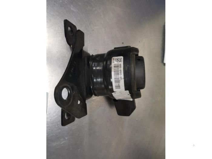 Used Engine mount Ford Mondeo V 2.0 Hybrid 16V Price € 65,00 Margin scheme offered by De Witte Boerderij AutoMotive