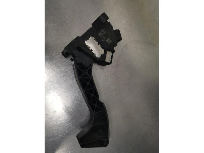 Begagnade Gaspedalsensor Toyota Auris (E18) 1.2 T 16V Pris € 10,00 Marginaltabell erbjuds av De Witte Boerderij AutoMotive