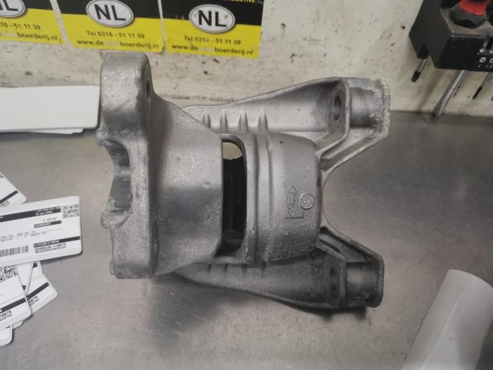 Used Engine mount Ford Puma Price € 45,00 Margin scheme offered by De Witte Boerderij AutoMotive
