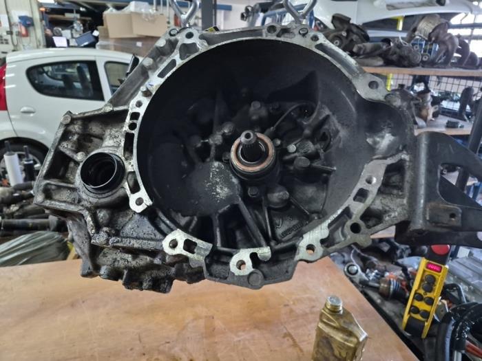 Gebrauchte Getriebe Toyota Auris (E18) 1.2 T 16V Preis € 550,00 Margenregelung angeboten von De Witte Boerderij AutoMotive
