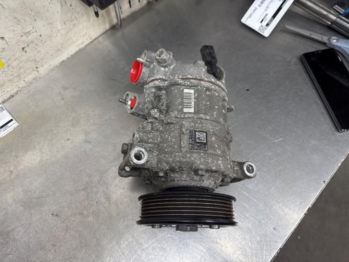 Gebrauchte Klimapumpe Volkswagen Polo VI (AW1) Preis € 45,00 Margenregelung angeboten von De Witte Boerderij AutoMotive