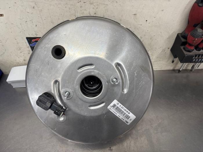 Usagé Servo frein Mercedes A (177.0) 2.0 A-250 Turbo 16V Prix € 45,00 Règlement à la marge proposé par De Witte Boerderij AutoMotive