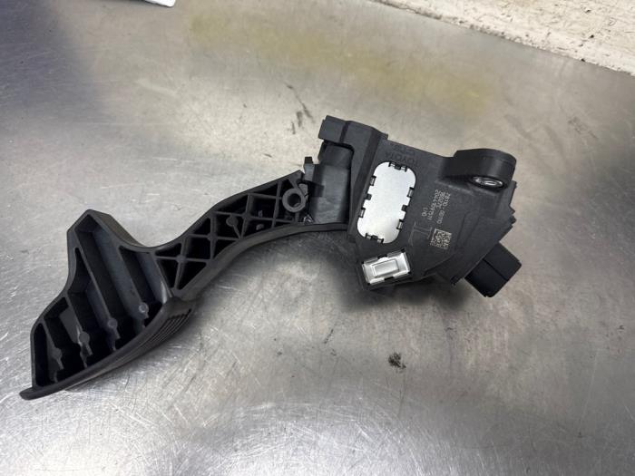 Gebrauchte Gaspedalposition Sensor Toyota Yaris III (P13) 1.5 16V Hybrid Preis € 20,00 Margenregelung angeboten von De Witte Boerderij AutoMotive