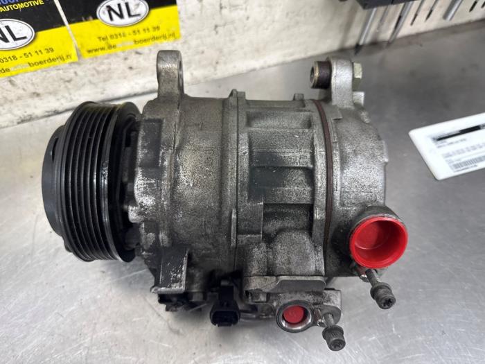 Usagé Pompe clim BMW 3 serie Gran Turismo (F34) 320i 2.0 16V Prix € 69,95 Règlement à la marge proposé par De Witte Boerderij AutoMotive