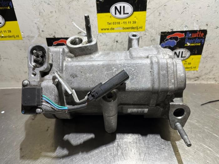 Gebrauchte Klimapumpe Ford Mondeo V 2.0 Hybrid 16V Preis € 175,00 Margenregelung angeboten von De Witte Boerderij AutoMotive