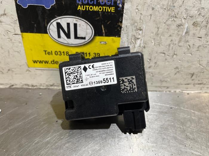 Używane Antena Opel Karl 1.0 12V Cena € 9,95 Procedura marży oferowane przez De Witte Boerderij AutoMotive