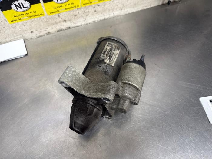 Begagnade Startmotor Peugeot 3008 II (M4/MC/MJ/MR) 1.6 BlueHDi 115 Pris € 20,00 Marginaltabell erbjuds av De Witte Boerderij AutoMotive