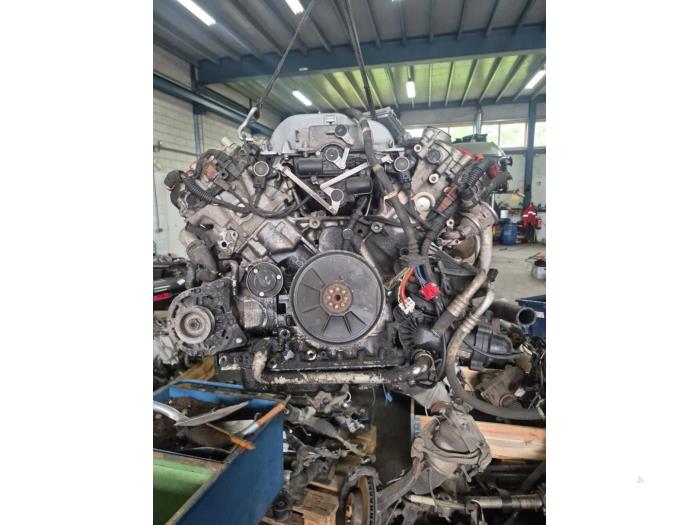 Used Engine Audi Q7 (4LB) 4.2 FSI V8 32V Price € 1.750,00 Margin scheme offered by De Witte Boerderij AutoMotive