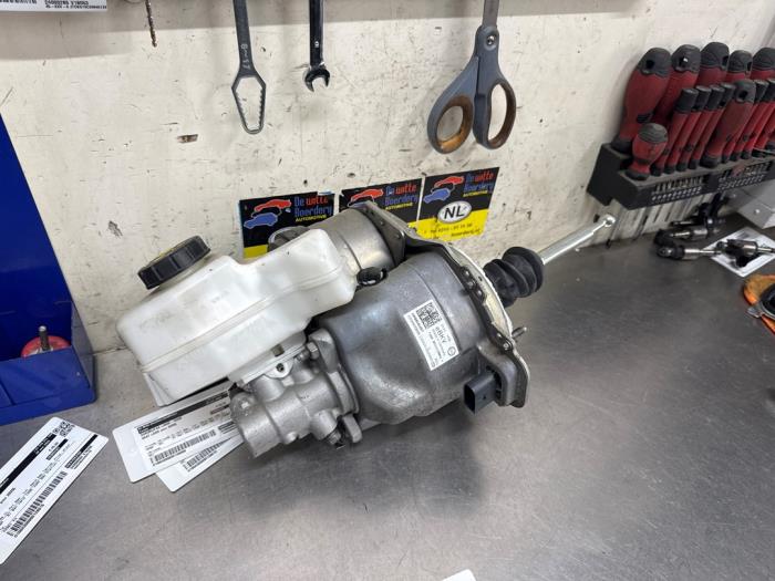 Usagé Servo frein Seat Leon Sportstourer (KLF) 1.5 TSI 16V Prix € 245,00 Règlement à la marge proposé par De Witte Boerderij AutoMotive