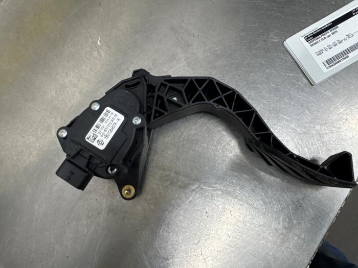 Begagnade Gaspedalsensor Renault Clio V (RJAB) 1.0 TCe 90 12V Pris € 14,99 Marginaltabell erbjuds av De Witte Boerderij AutoMotive